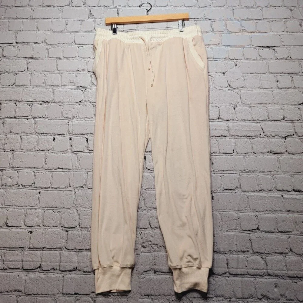Lovers + Friends‎ Zuma Jogger Peony Pink Size XL?